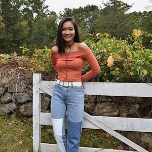 Meet your Posher, Angela